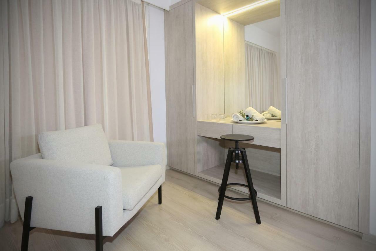 Pier Beach Hotel Apartments Limassol Exterior foto