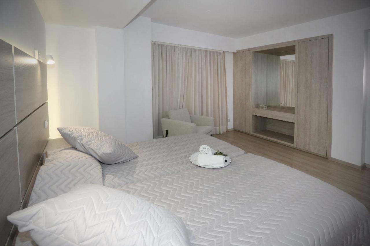 Pier Beach Hotel Apartments Limassol Exterior foto