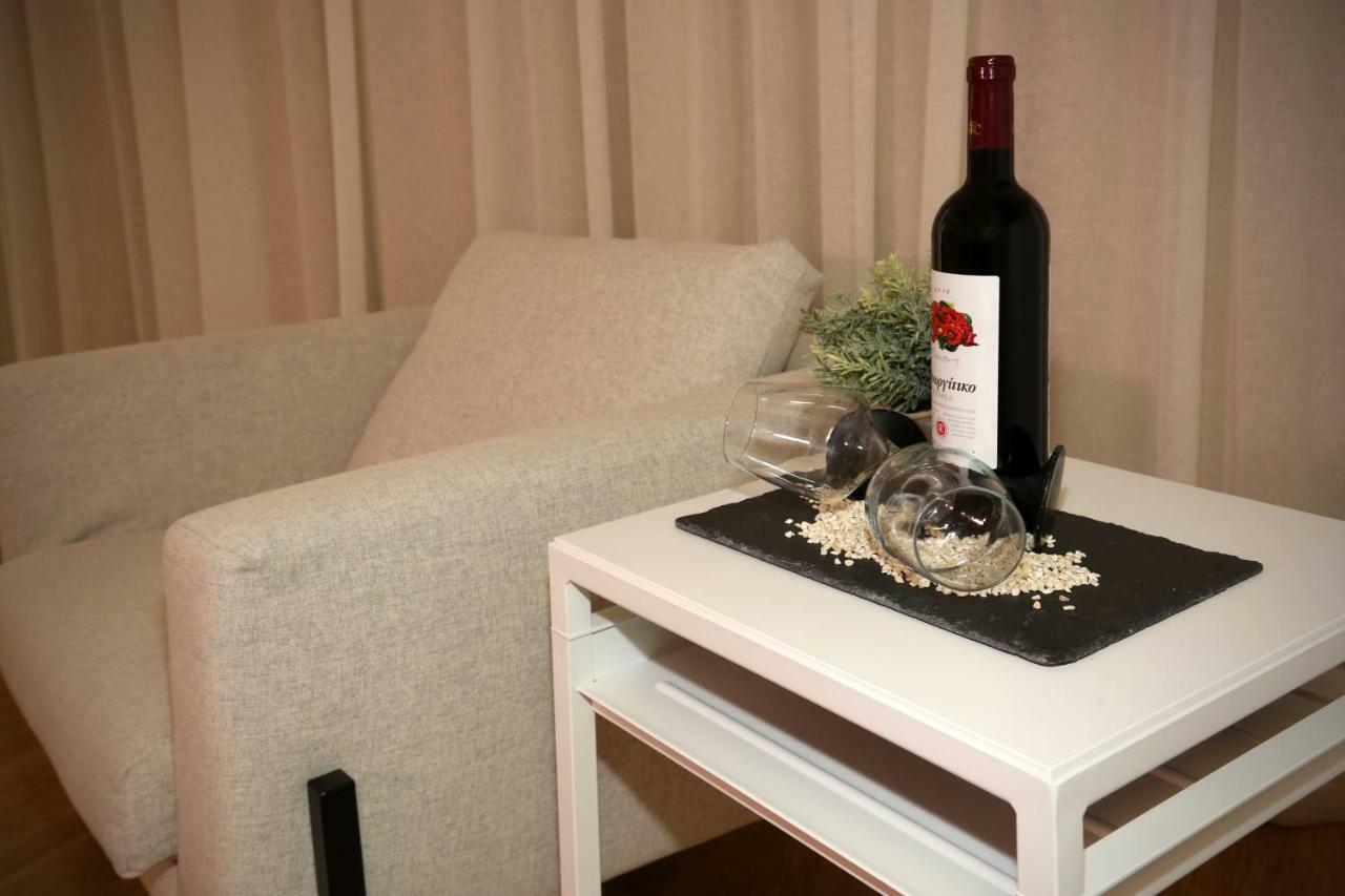 Pier Beach Hotel Apartments Limassol Exterior foto