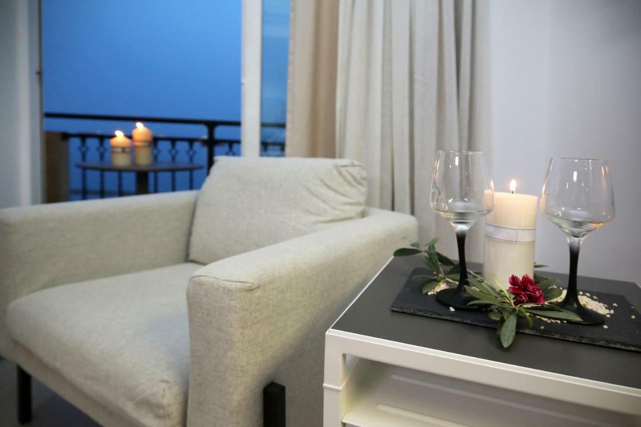 Pier Beach Hotel Apartments Limassol Exterior foto